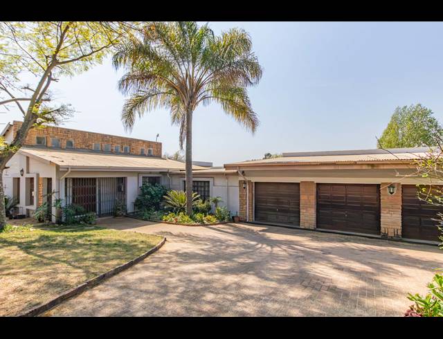 4 BEDROOM HOUSE FOR SALE IN NORTH RIDING AH